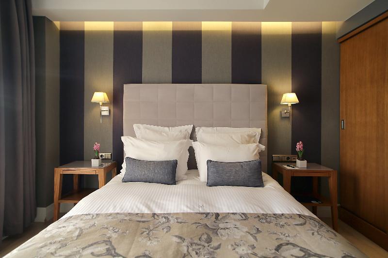 The Y Hotel أثينا المظهر الخارجي الصورة